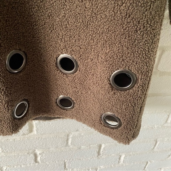 NIKKI JONES Montreal Brown Teddy Sherpa Coat Jacket Women’s Size Small - Picture 7 of 13